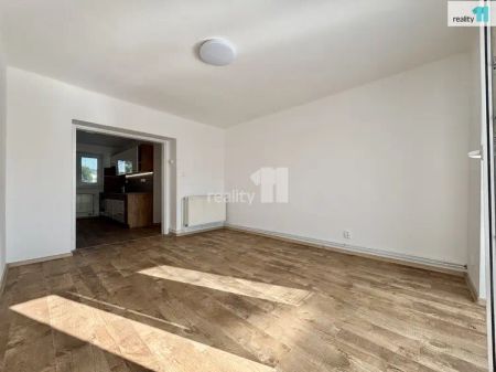 Pronájem bytu 2+1 po kompletní rekonstrukci, 52 m – Nový Bor - Photo 3