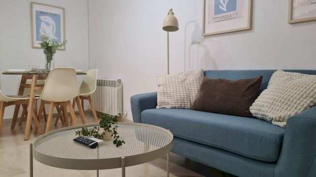 Double room in Madrid, Bordadores Street - Foto 1