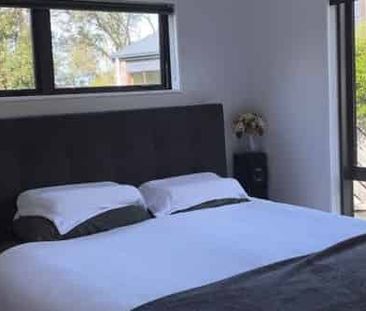 MORRINSVILLE - 3 BEDROOM - Photo 1