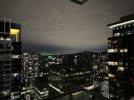 Condo 1 chambre avec superbe vue, offert en location complètement meublé - Photo 4