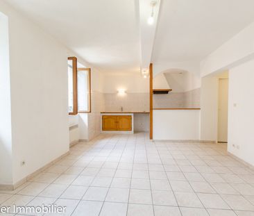 Location Appartement 3 pièces 68m² ST MARCELLIN 38160 - Photo 2