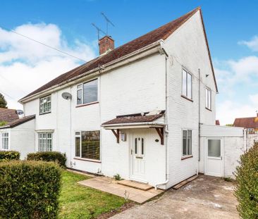 3 bedroom semi-detached house to rent - Photo 1