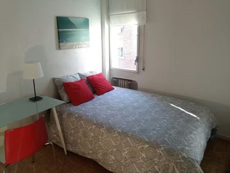 Calle de Colombia, Madrid, Community of Madrid 28016 - Foto 5