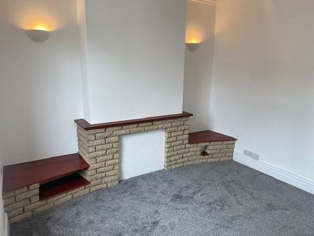 2 bedroom terraced house to rent - Photo 2