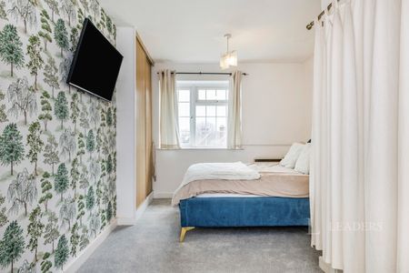 1 bedroom apartment to rent Drummond Gardens, Christ Church Mount, Epsom, Surrey, KT19 - Photo 3