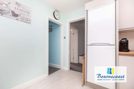 2 bedroom ground floor flat to rent - Photo 4
