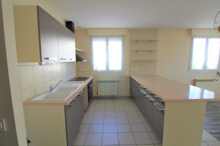 Location appartement 3 pièces, 74.00m², Montrichard - Photo 4