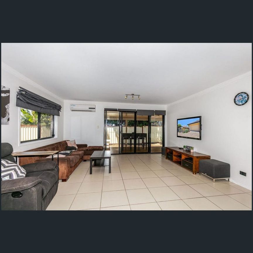 Three Bedroom Family Home - Photo 1