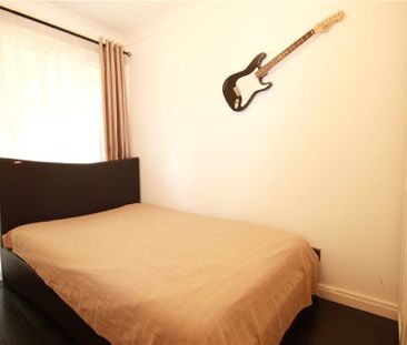 West Ridge Court, 32 Park Hill, Ealing, W5 2JN - Photo 4