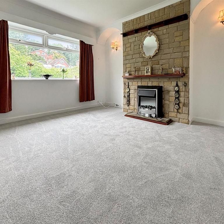 2 bedroom detached bungalow to rent - Photo 1