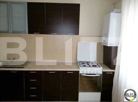 Apartament 1 camera, 41 mp, decomandat, mobilat modern, zona strazii Bucuresti! - Photo 3