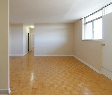 90 Eastdale — 1 Bedroom Large - Photo 1