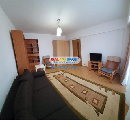 GARSONIERA DECOMANDATA - OBREGIA - Fotografie 3