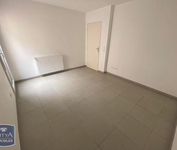 Location Appartement 2 pièces 42m² TOULON 83100 - Photo 2