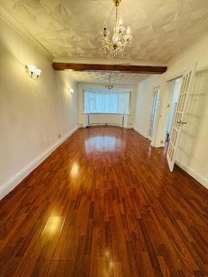 3 bedroom terraced house to rent - Photo 1