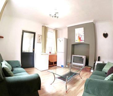 177 Winn Street, Lincoln, Lincolnshire, LN2 5EW, United Kingdom - Photo 2