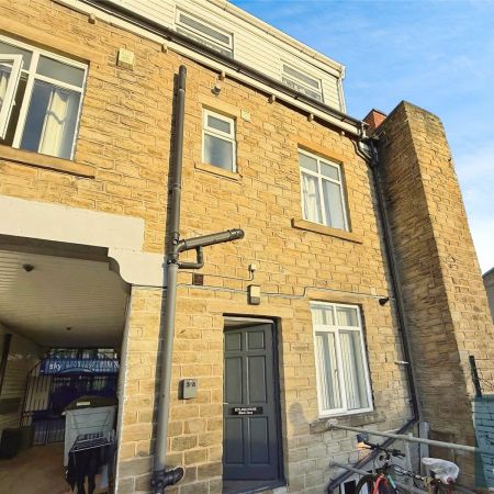 Zetland House, Firth Street, Huddersfield, HD1 - Photo 4