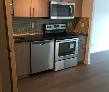 55 Speers Road #913 - Photo 6