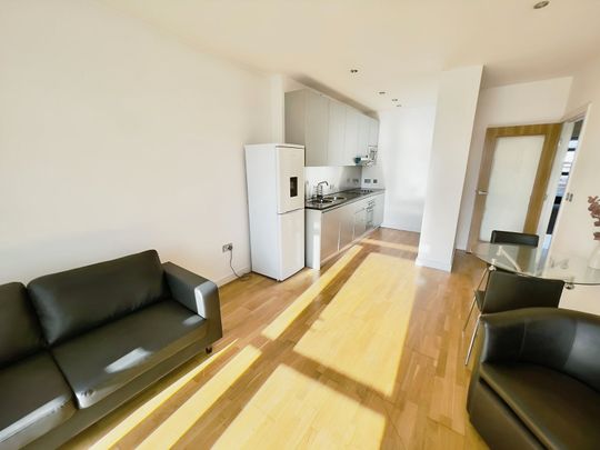 2 bedroom apartment to rent - Photo 1
