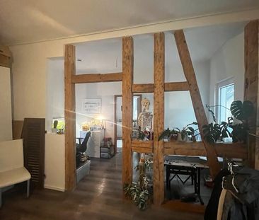 Kernsanierte Wohnung Wg 2 Zimmer werden frei!! - Foto 1