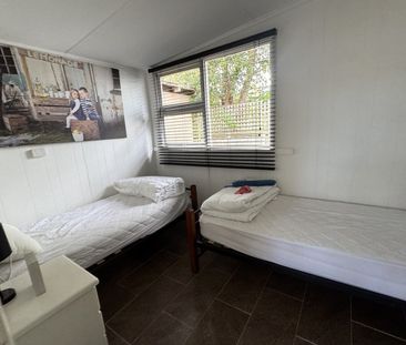 Fully Furnished 4 Bedroom - Ultimate Coastal Living - Photo 6