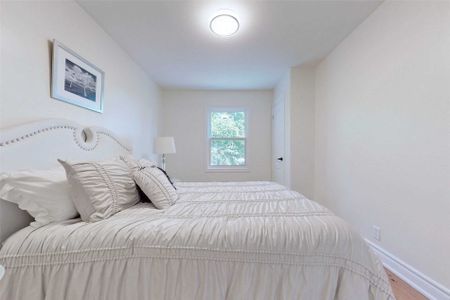 For Lease - 3151 St Clair Avenue, Toronto, Ontario - Photo 4