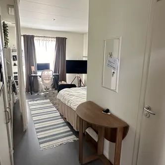 Private Room in Shared Apartment in Flemingsberg - Foto 1