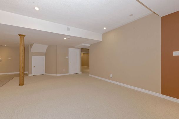 For Lease - 2257 Manor Hill Drive, Mississauga, Ontario - Photo 1