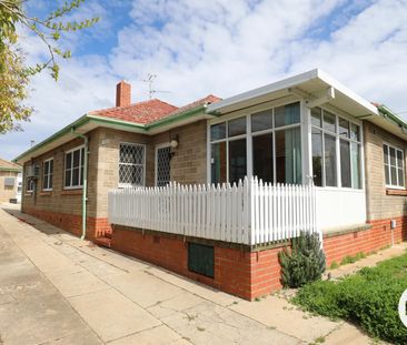 140 Uriarra Road, Crestwood NSW 2620 - House For Rent | Domain - Photo 2