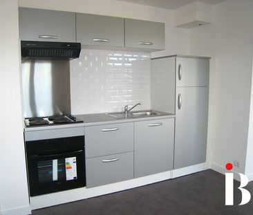 Location Appartement 1 pièce 31m² ST HERBLAIN 44800 - Photo 2