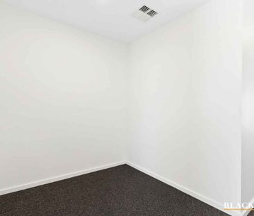 Three Bedroom Modern Townhouse In Denman Prospect - Photo 5