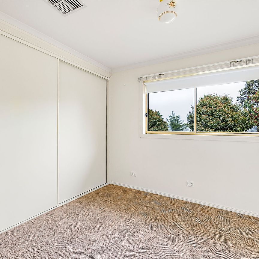 Like New - Immaculate Established Family Home - Photo 1