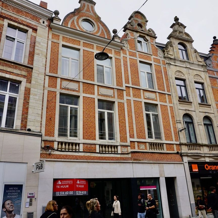 Mooi appartement met 1 slaapkamer in het centrum van Leuven. - Photo 1