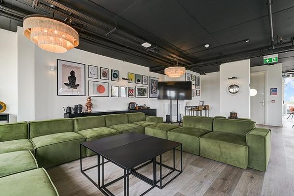 Studio to rent - Photo 1