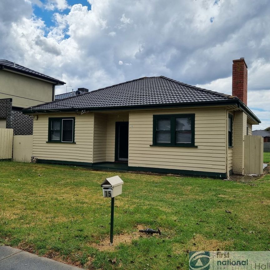 15 Rutherglen Street, 3174, Noble Park Vic - Photo 1