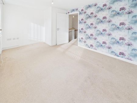 3 bedroom semi-detached house to rent - Photo 4