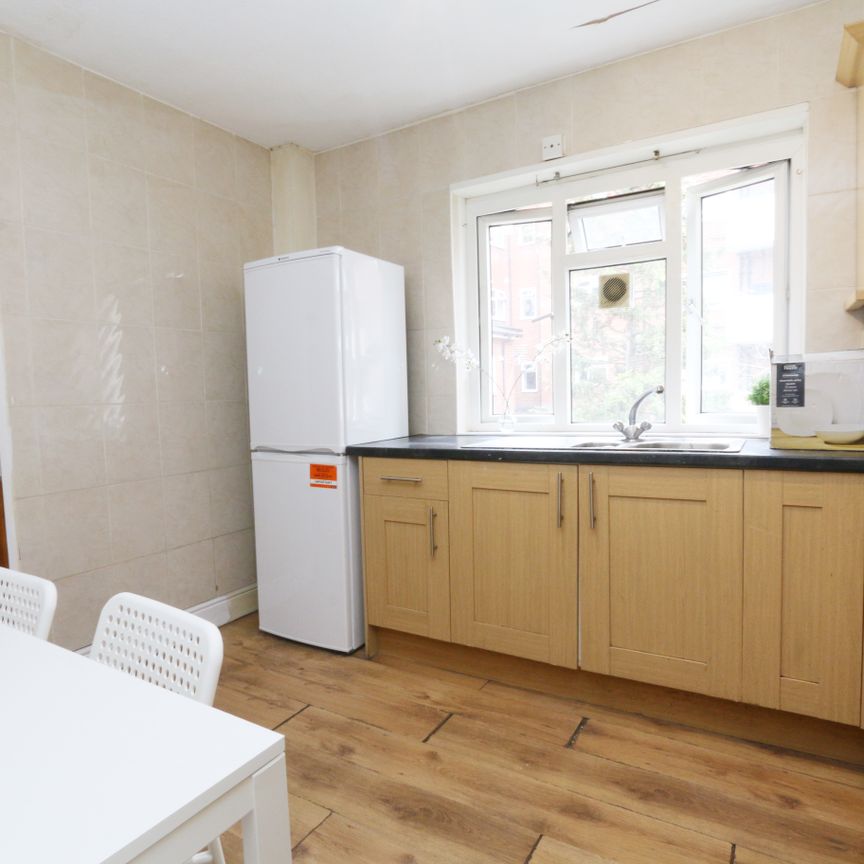 Pemell Close - Photo 1