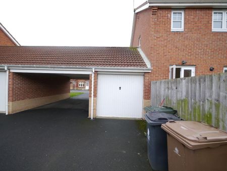 3 bedroom terraced house to rent - Photo 3
