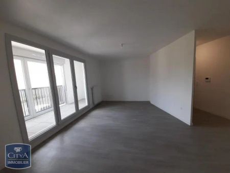 Appartement à louer 3 pièces 66.4m² - Photo 2