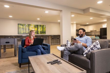 Two Bedroom One Bath - Photo 2