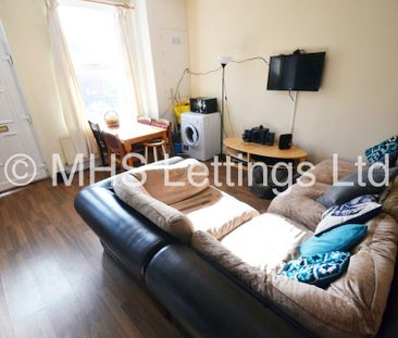 16 Royal Park View, Leeds, LS6 1HN - Photo 3