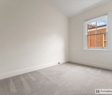 Charming Terrace in the Heart of Bathurst CBD - Photo 5