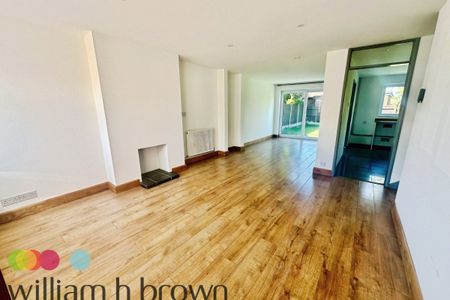 Vaughan Close - Photo 3