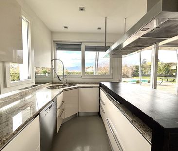 Beautiful family villa with pool just a stone’s throw from the lake... - Foto 6