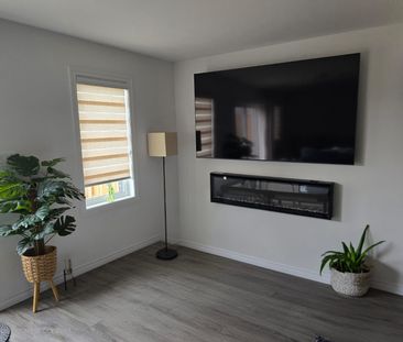 For Lease - 36 West Mill Street, North Dumfries, Ontario - Photo 4