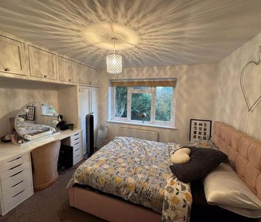 3 bedroom semi-detached house to rent - Photo 4