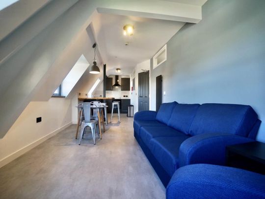 Apartment 7, 207 High Street - Photo 1