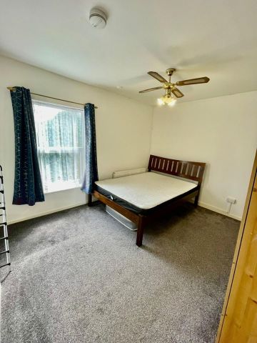 4 Bed Terraced House, Liverpool Road, LU1 - Photo 4