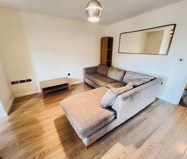 Pickering Place, Carrville, Durham - Photo 1