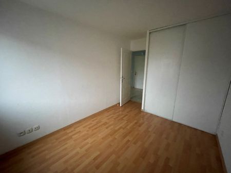 Location Appartement 3 pièces 66m² THONON LES BAINS 74200 - Photo 3